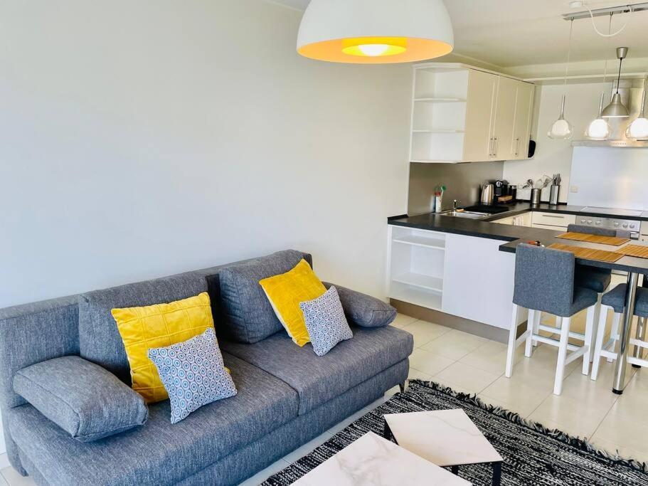 One Bedroom Flat In Center W. Terrace&parking-limp56 Appartement